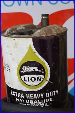 1959 Lion 5 Gallon Natural Lube Motor Oil Metal Can Sign El Dorado Arkansas Auto
