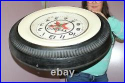 Large Texaco Gas Station Gasoline Motor Oil 28 Neon Lighted Tire Clock Sign