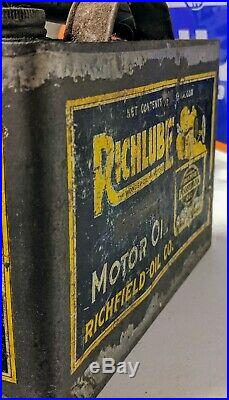 Old Original Richlube 1/2 Gallon Tin Motor Oil Can w Race Car Graphics