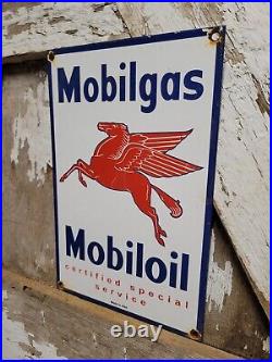 Old Vintage Mobil Porcelain Sign Gas Station Motor Oil Service Garage Pegasus