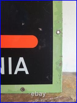 Original Veedol 100% Pennsylvania Motor Oil Advertising Sign 14x42