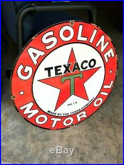 Texaco Gasoline/motor Oil Heavy Porcelain Sign (24 Inch Round) Nice Condition