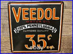 VEEDOL MOTOR OIL HEAVY PORCELAIN SIGN, (9.5x 9.5) Gas And Oil Sign