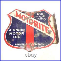 VINTAGE UNION MOTOR OIL MOTORITE PORCELAIN SIGN DOUBLE SIDED With FLANGE USED VINTAGE UNION MOTOR OIL MOTORITE PORCELAIN SIGN DOUBLE SIDED With FLANGE USED