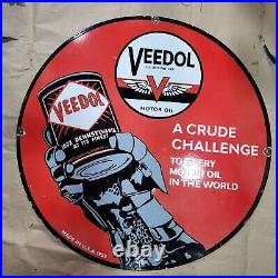 Veedol Motor Oil Porcelain Enamel Sign 30 Inches Round