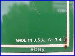 Vintage QUAKER STATE MOTOR OIL Tombstone 2-Sided Painted Sign 26-1/2 x 29 USA