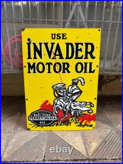 Vintage USE INVADER MOTOR OIL PENNSYLVANIA OIL PORCELAIN ENAMEL SIGN 28 x 20 Vintage USE INVADER MOTOR OIL PENNSYLVANIA OIL PORCELAIN ENAMEL SIGN 28 x 20